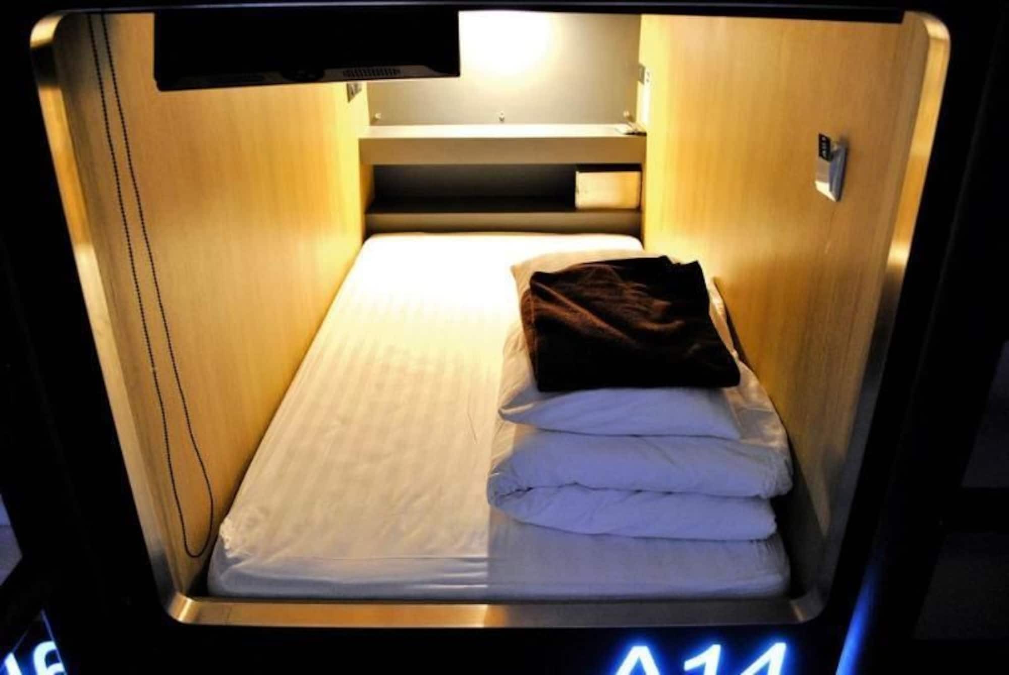 Mybed Ratchada Hotel Banguecoque Exterior foto